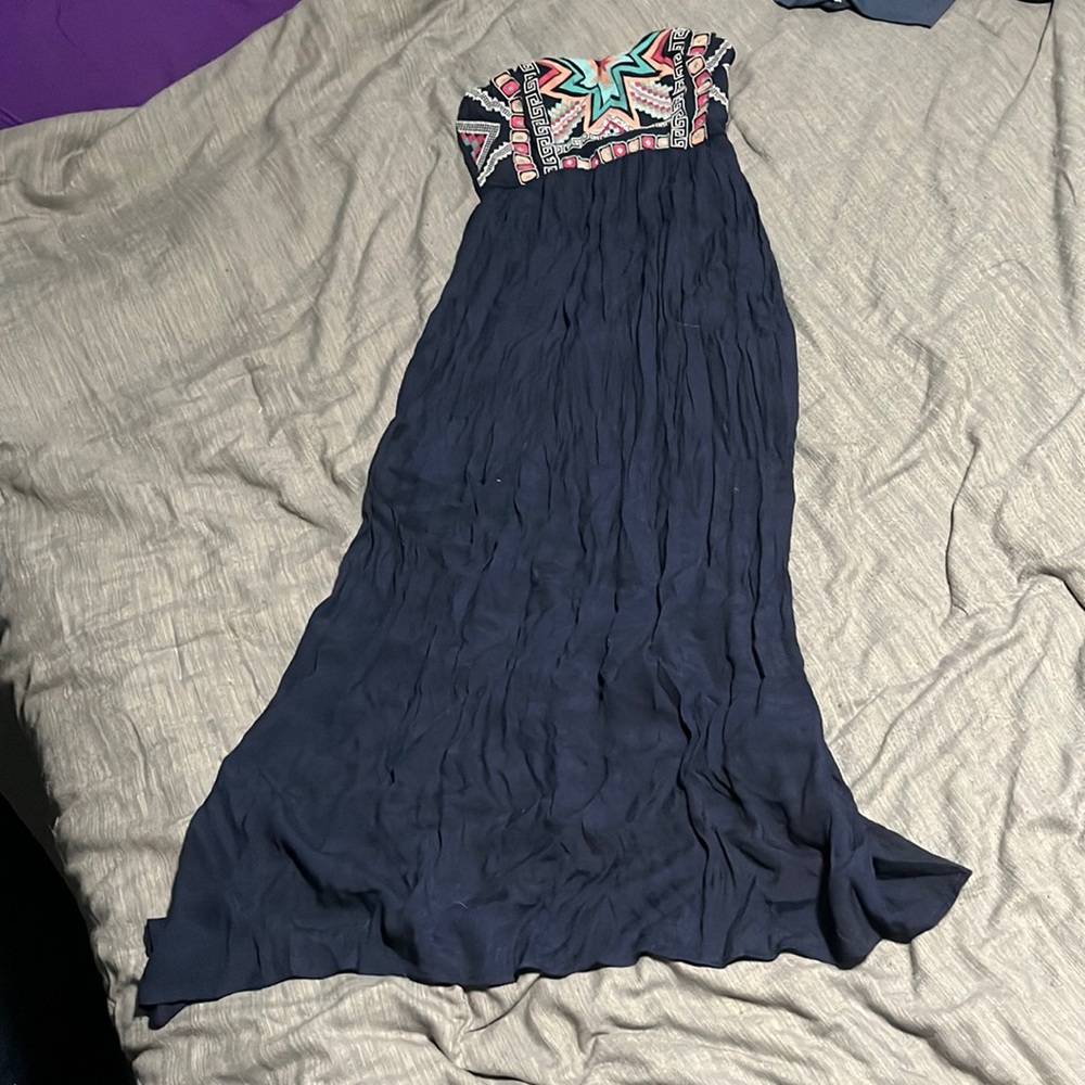 Women’s strapless maxi dress